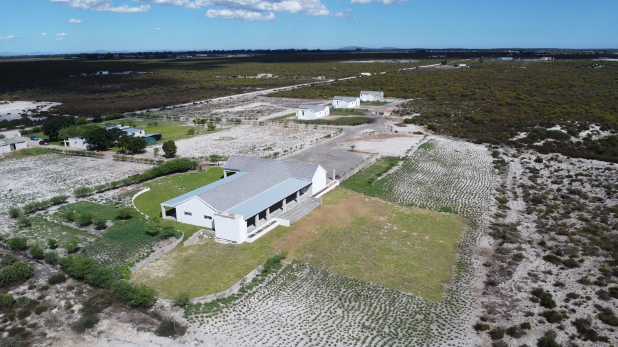 12 Bedroom Property for Sale in Hartebeesfontein Western Cape